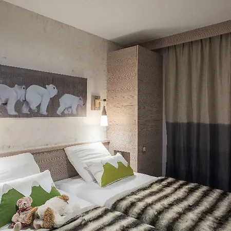 Pierre & Premium L'hevana Hotel apartamentowy Méribel