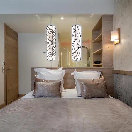 Pierre & Premium L'hevana Aparthotel 5*